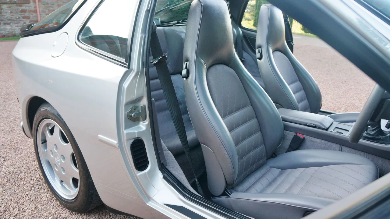 1991 Porsche 944 S2 - Image 25 of 31