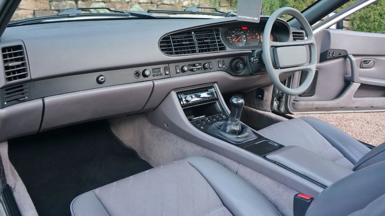 1991 Porsche 944 S2 - Image 30 of 31