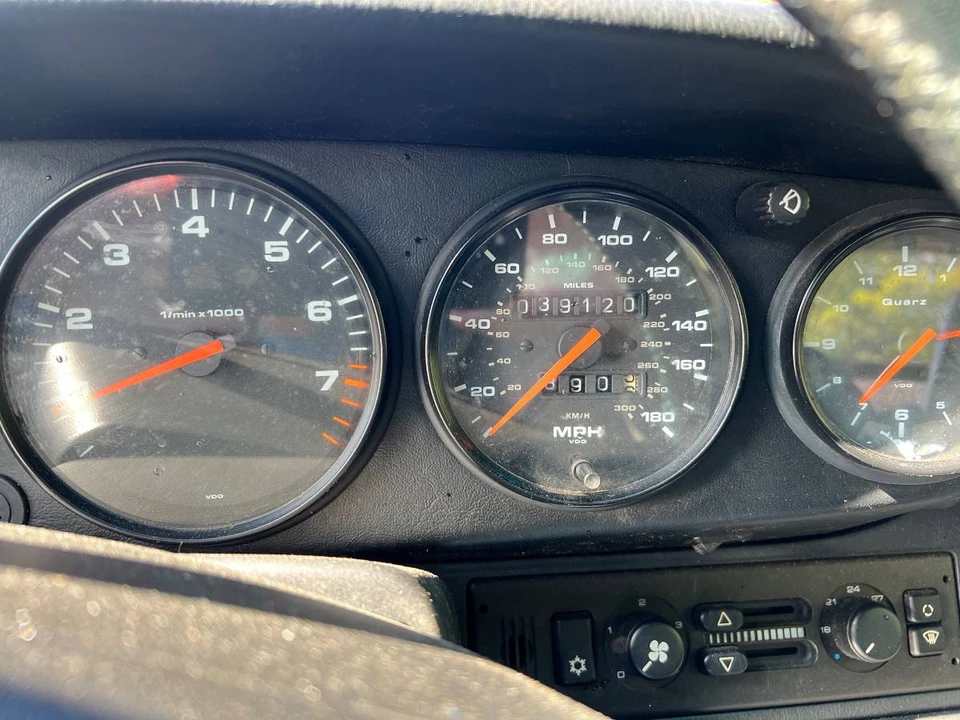 1991 Porsche 964 Carrera - Image 2 of 23