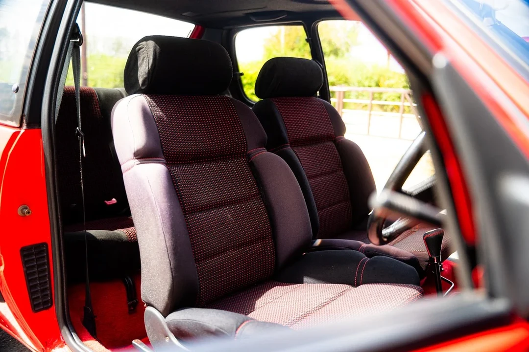 1991 Peugeot 205 GTI - Image 9 of 30