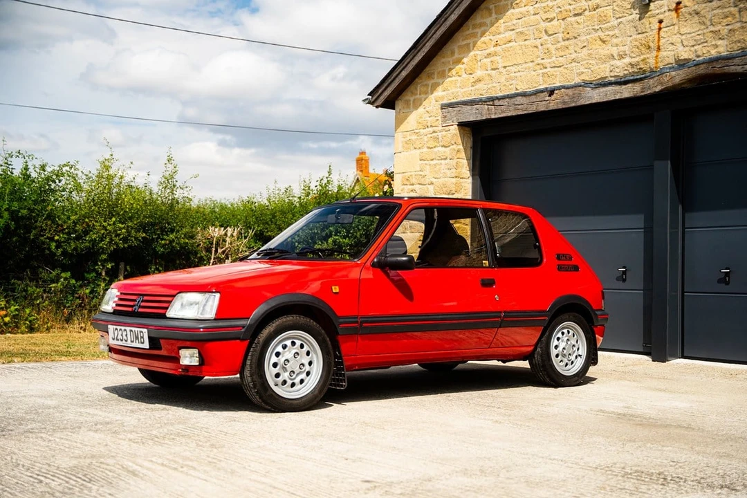 1991 Peugeot 205 GTI - Image 2 of 30