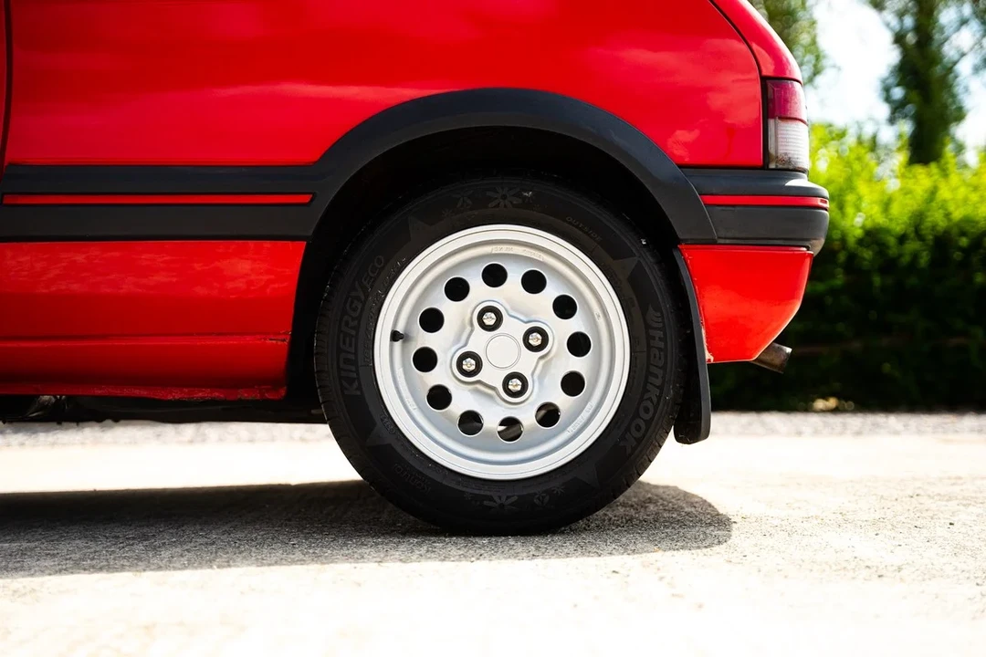 1991 Peugeot 205 GTI - Image 19 of 30