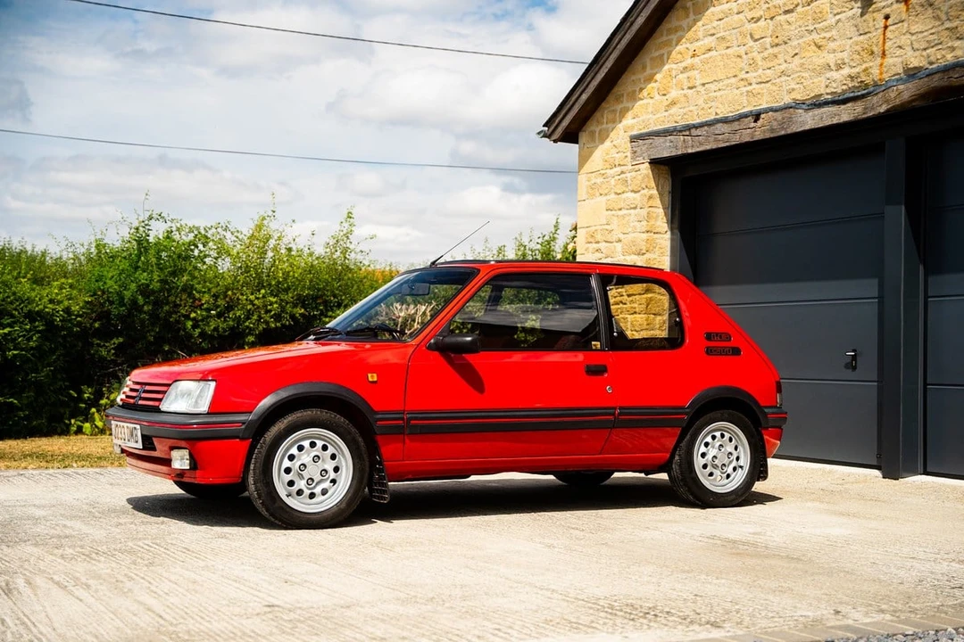 1991 Peugeot 205 GTI - Image 22 of 30