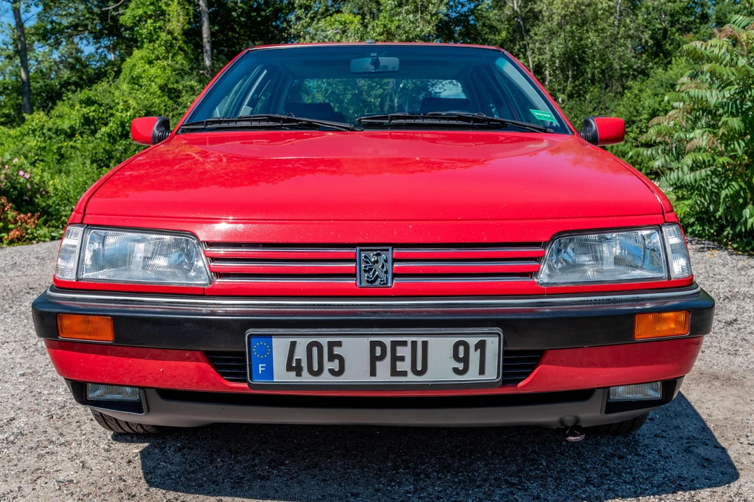 1991 Peugeot 405 - Image 2 of 31