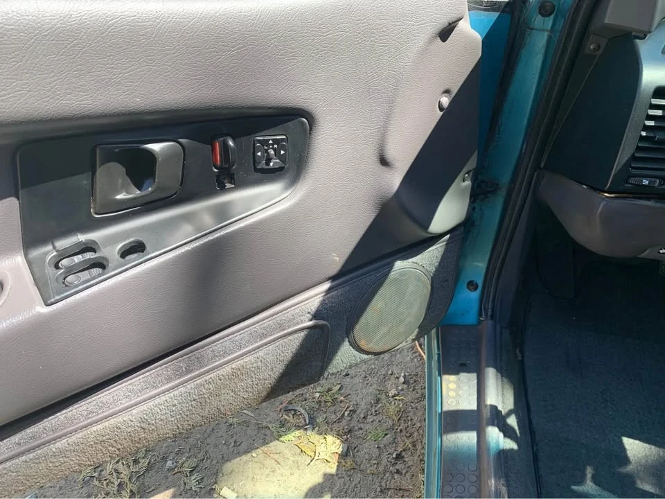 1991 Plymouth Laser - Image 10 of 10