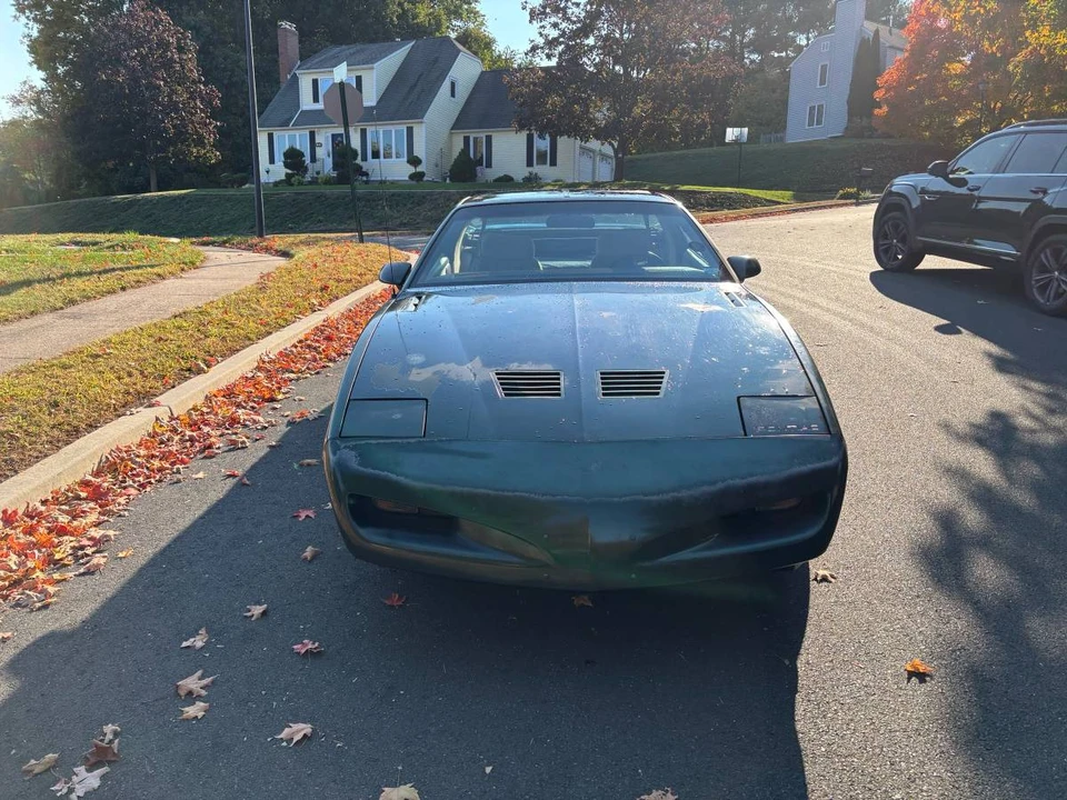 1991 Pontiac Firebird Trans Am 3rd Gen - Image 6 of 11