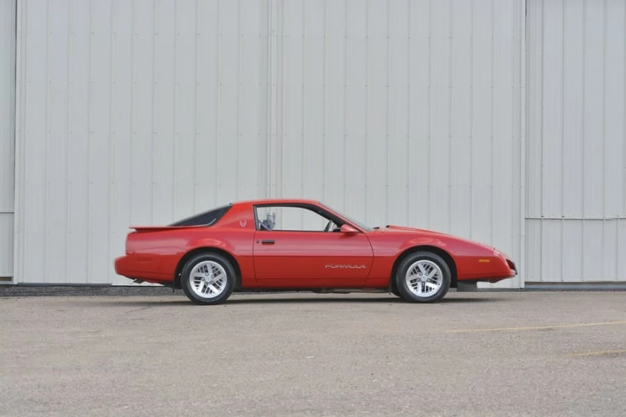 1991 Pontiac Firebird 3rd Gen - Image 2 of 12