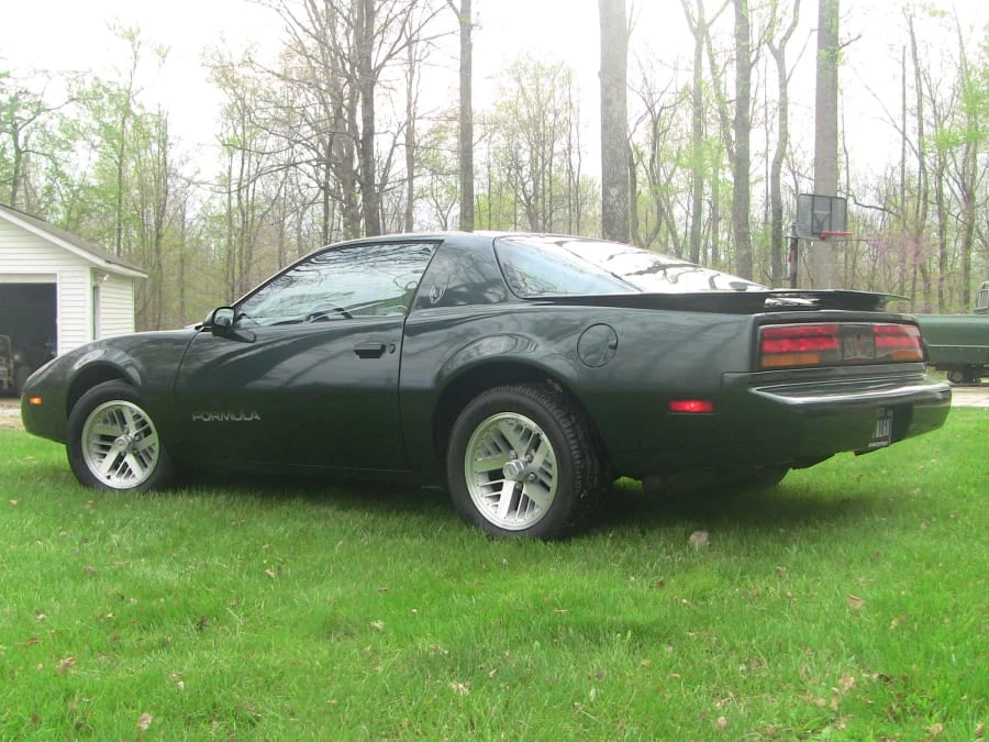 1991 Pontiac Firebird 3rd Gen - Image 3 of 11