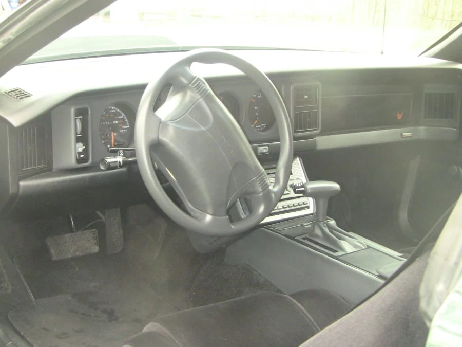 1991 Pontiac Firebird 3rd Gen - Image 4 of 11