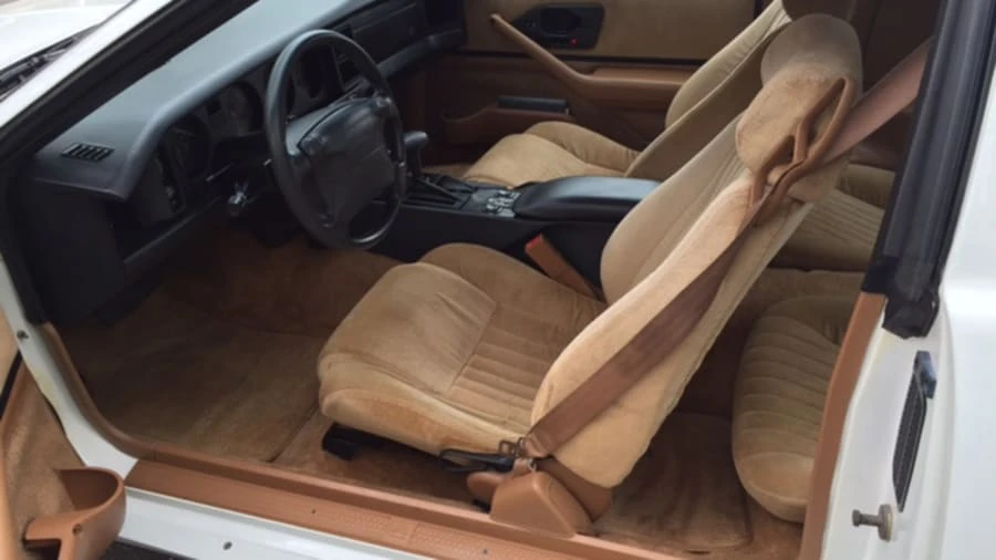 1991 Pontiac Firebird 3rd Gen - Image 3 of 9