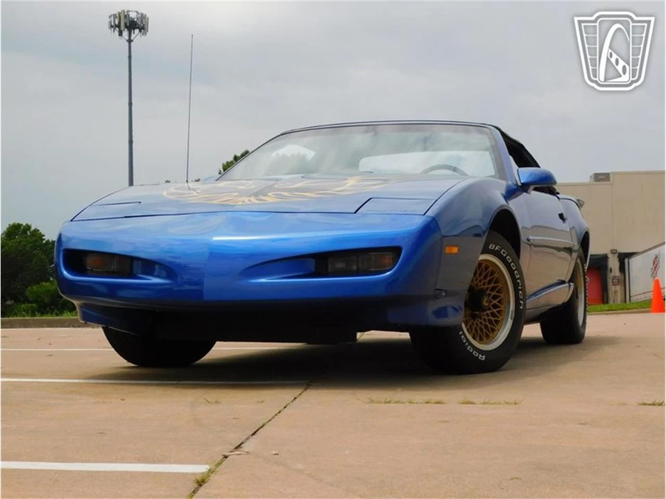 1991 Pontiac Firebird 3rd Gen - Image 23 of 31