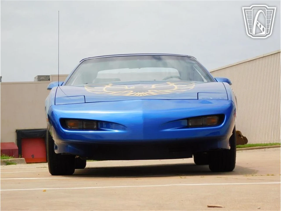 1991 Pontiac Firebird 3rd Gen - Image 5 of 31