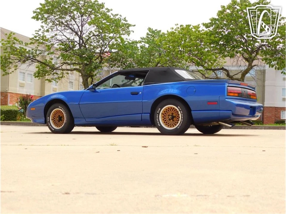 1991 Pontiac Firebird 3rd Gen - Image 29 of 31