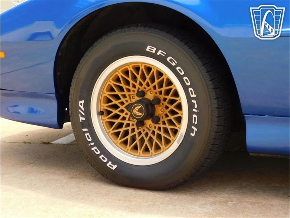 1991 Pontiac Firebird 3rd Gen - Image 9 of 31