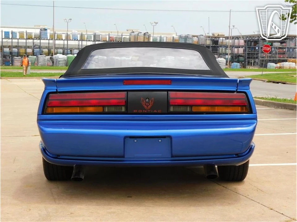 1991 Pontiac Firebird 3rd Gen - Image 6 of 31