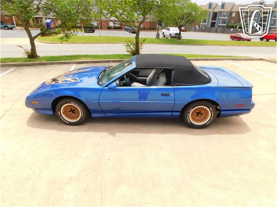 1991 Pontiac Firebird 3rd Gen - Image 27 of 31