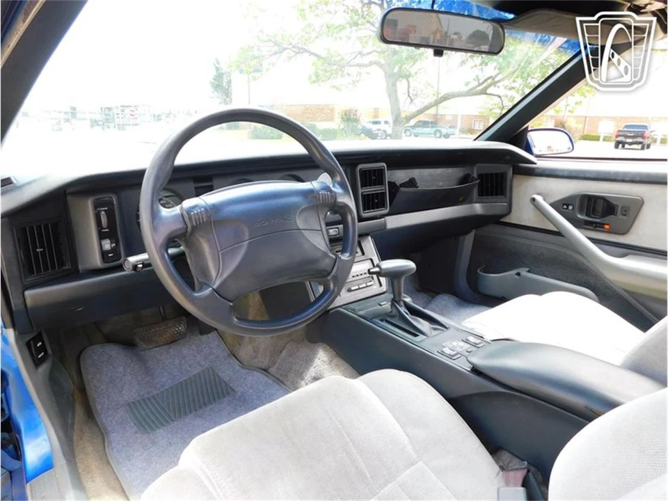 1991 Pontiac Firebird 3rd Gen - Image 10 of 31
