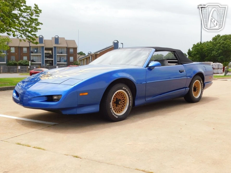 1991 Pontiac Firebird 3rd Gen - Image 10 of 12