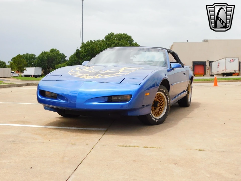 1991 Pontiac Firebird 3rd Gen - Image 3 of 12