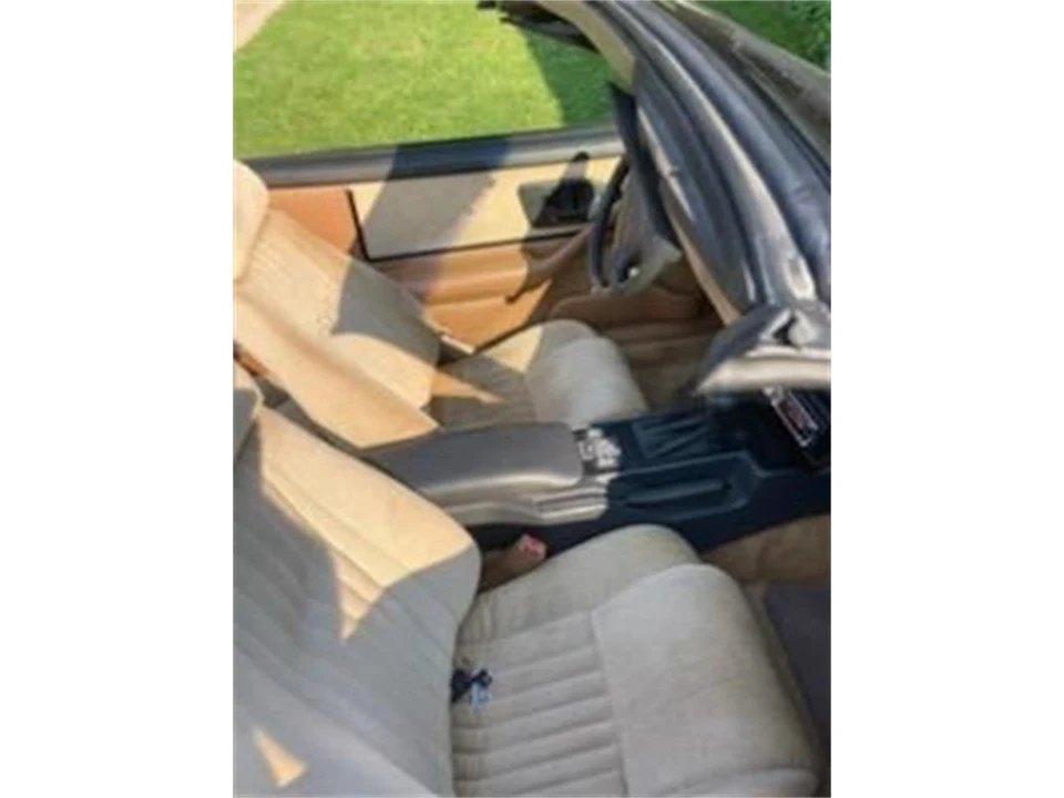 1991 Pontiac Firebird 3rd Gen - Image 7 of 9