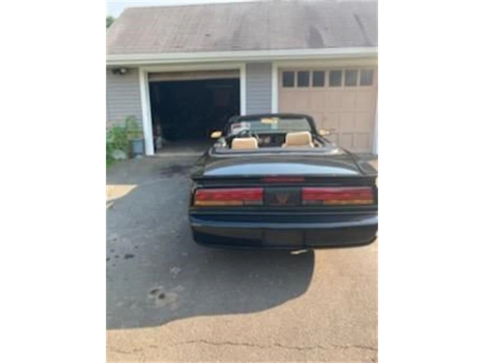 1991 Pontiac Firebird 3rd Gen - Image 3 of 9