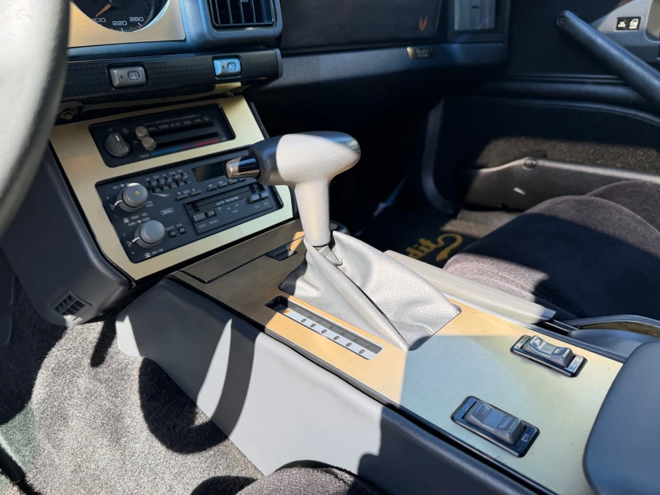 1991 Pontiac Firebird 3rd Gen - Image 30 of 31