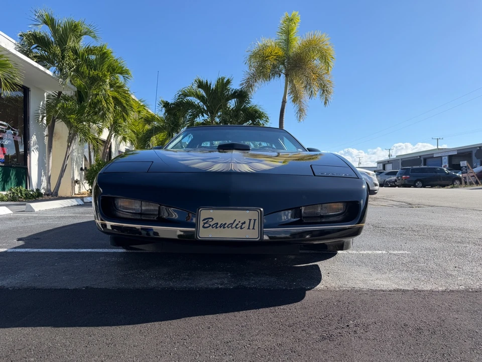 1991 Pontiac Firebird 3rd Gen - Image 6 of 31