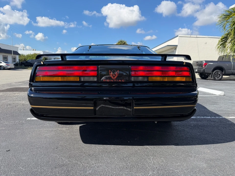 1991 Pontiac Firebird 3rd Gen - Image 14 of 31