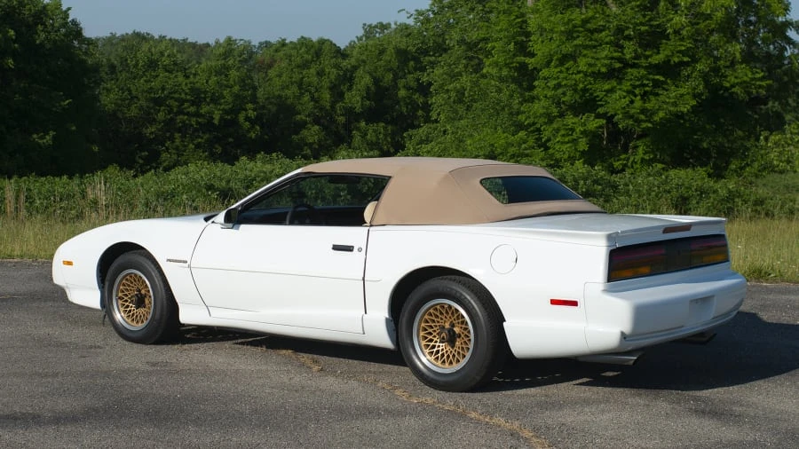 1991 Pontiac Firebird 3rd Gen - Image 3 of 12