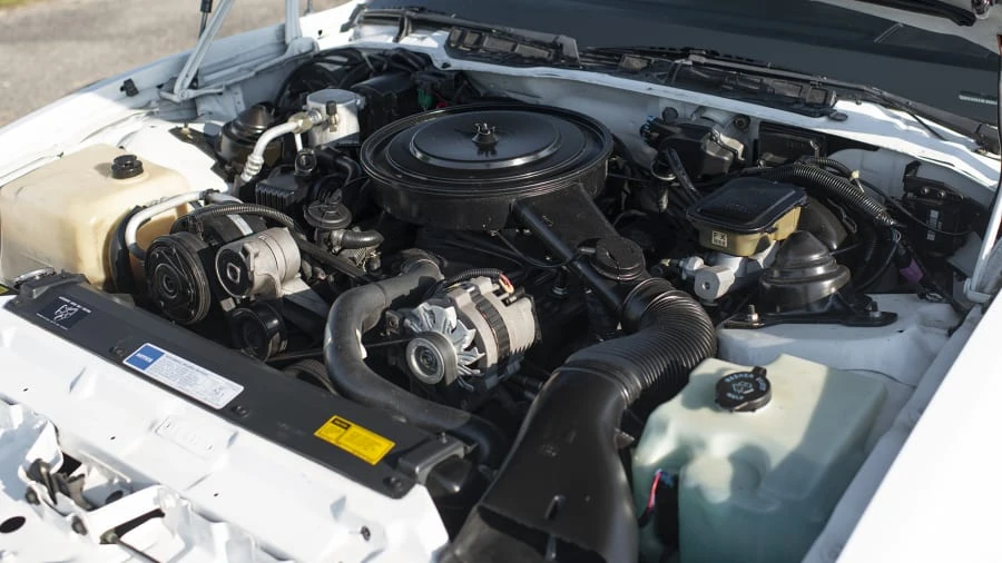 1991 Pontiac Firebird 3rd Gen - Image 6 of 12