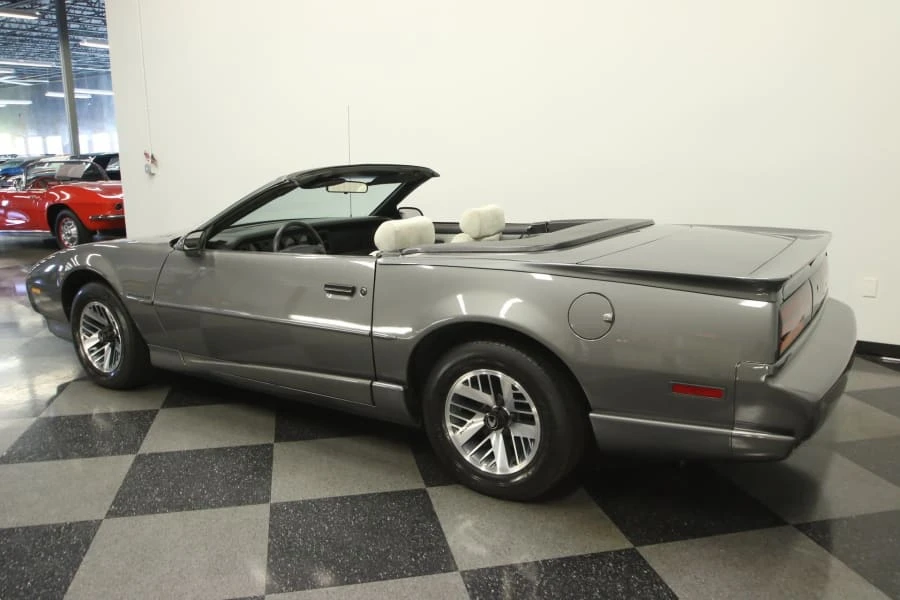 1991 Pontiac Firebird 3rd Gen - Image 3 of 10