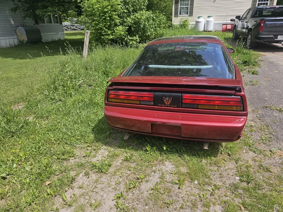 1991 Pontiac Firebird 3rd Gen - Image 2 of 4