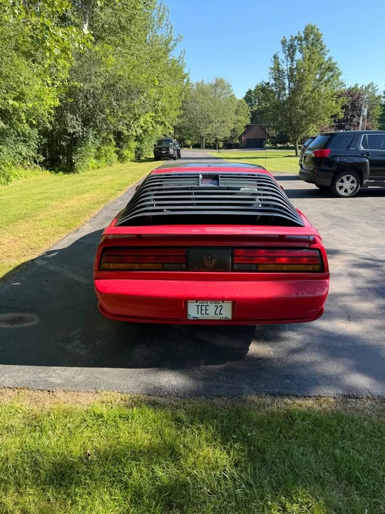 1991 Pontiac Firebird 3rd Gen - Image 3 of 10