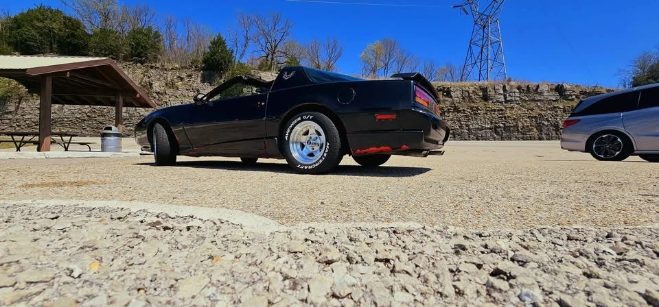 1991 Pontiac Firebird 3rd Gen - Image 16 of 18