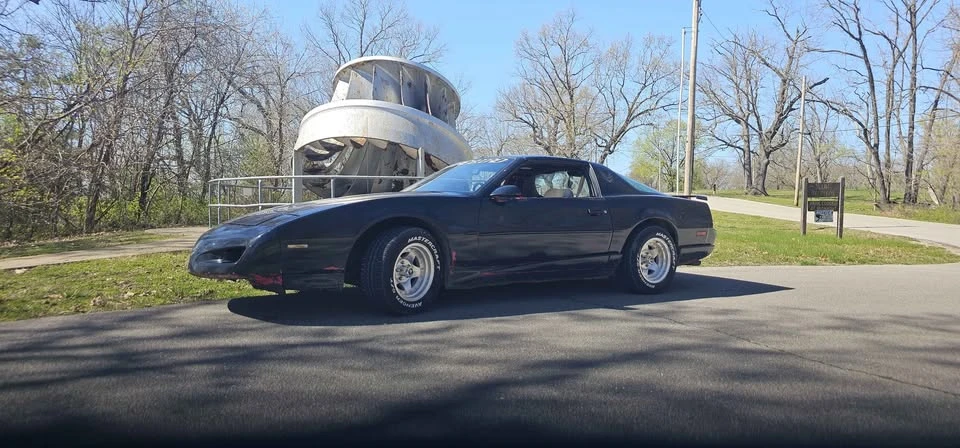 1991 Pontiac Firebird 3rd Gen - Image 13 of 18
