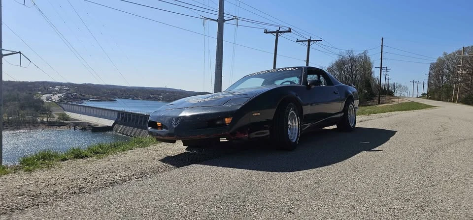 1991 Pontiac Firebird 3rd Gen - Image 12 of 18