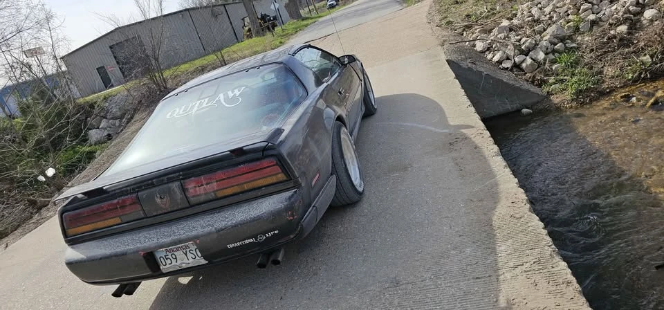 1991 Pontiac Firebird 3rd Gen - Image 8 of 18