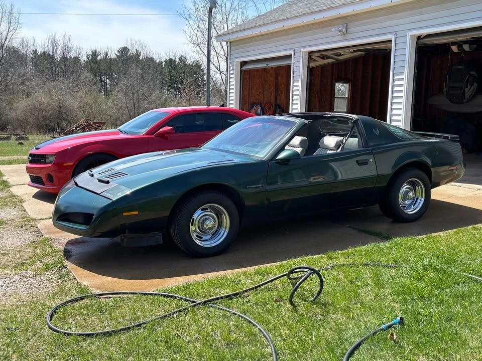 1991 Pontiac Firebird 3rd Gen - Image 2 of 8