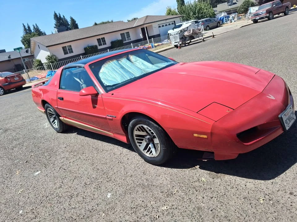 1991 Pontiac Firebird 3rd Gen - Image 2 of 12