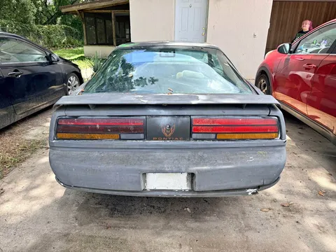 1991 Pontiac Firebird Coupe 2D