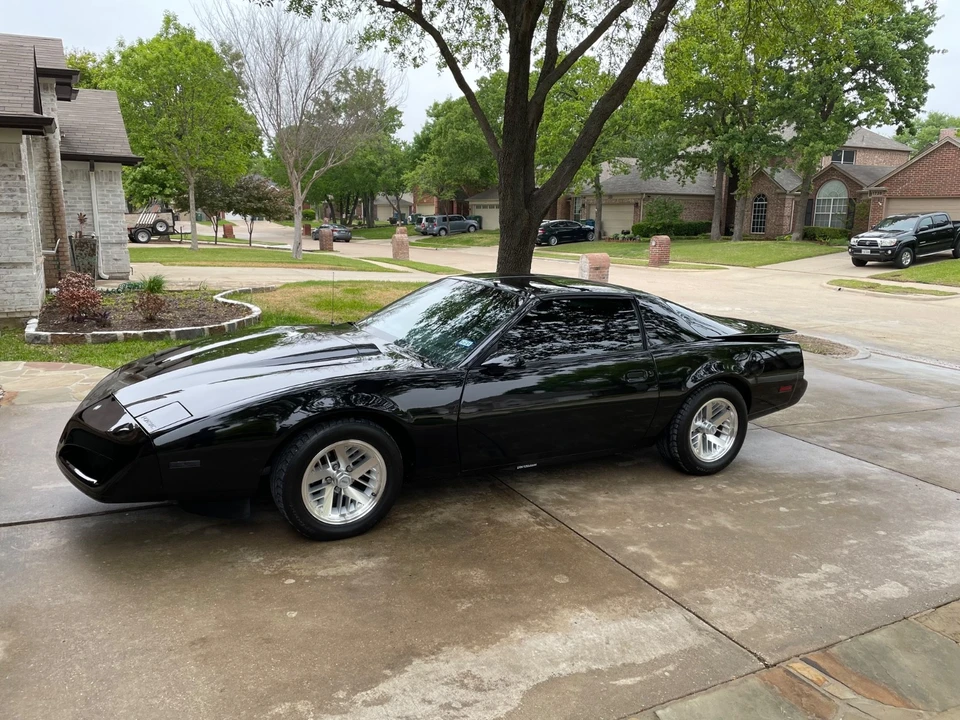 1991 Pontiac Firebird 3rd Gen - Image 26 of 31