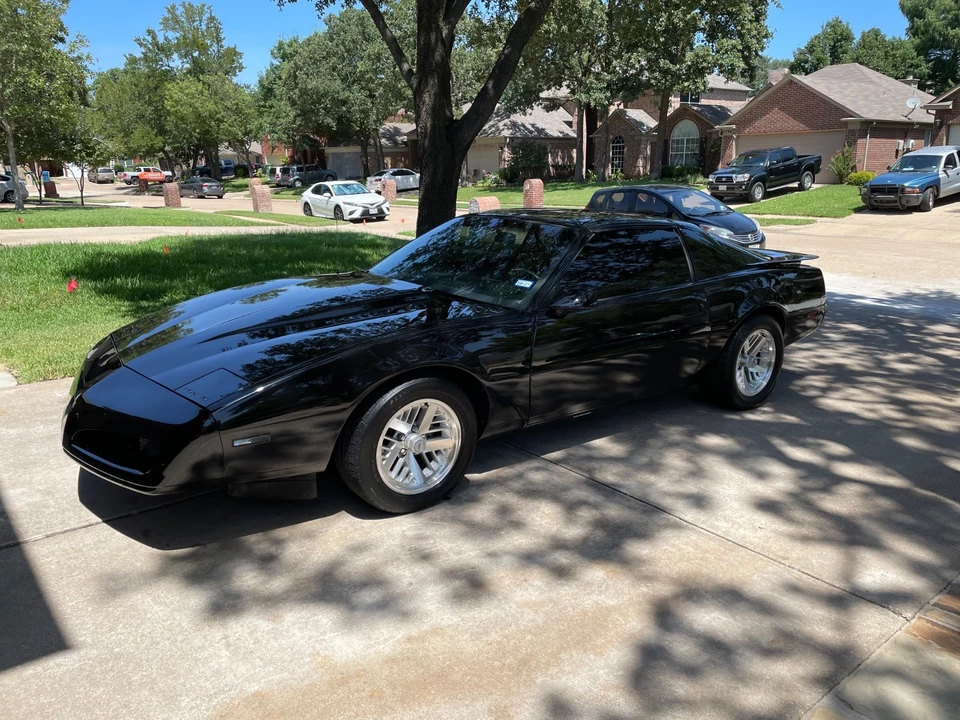 1991 Pontiac Firebird 3rd Gen - Image 30 of 31