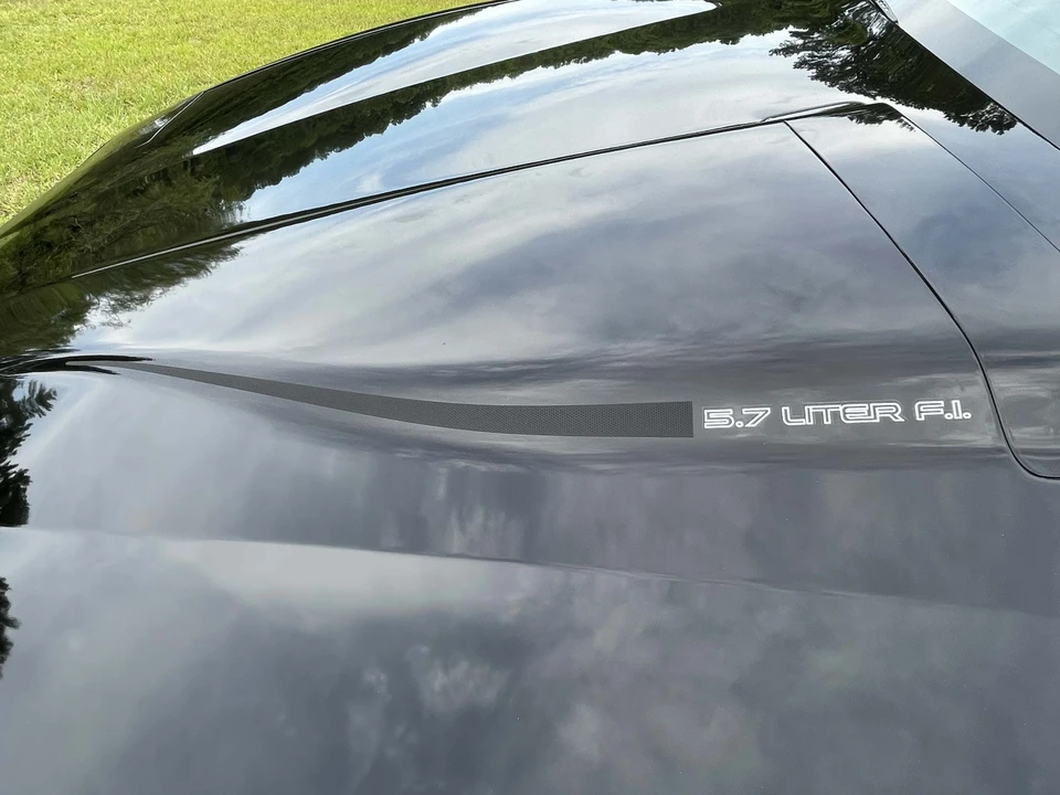 1991 Pontiac Firebird Formula 3rd Gen - Image 16 of 31