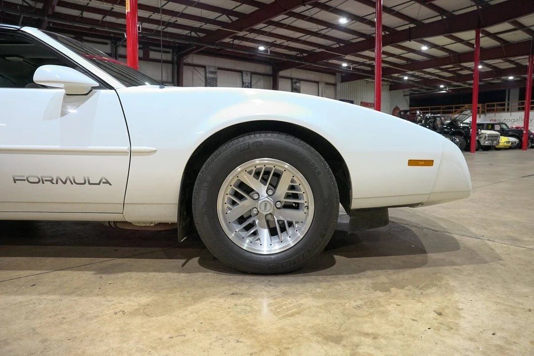 1991 Pontiac Firebird 3rd Gen - Image 11 of 12
