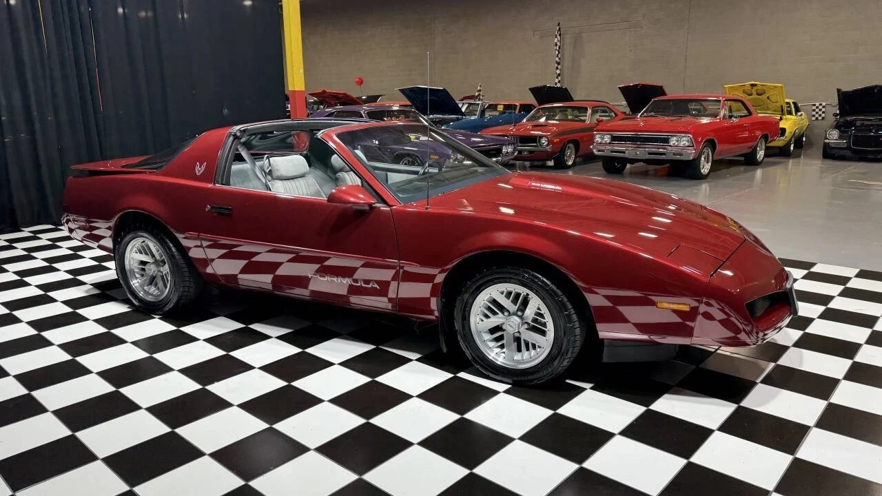 1991 Pontiac Firebird 3rd Gen - Image 11 of 21