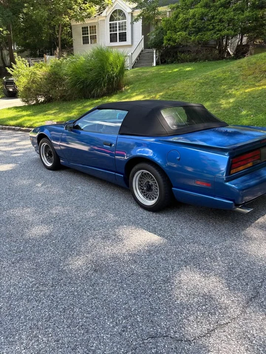 1991 Pontiac Firebird Formula 3rd Gen - Image 2 of 10