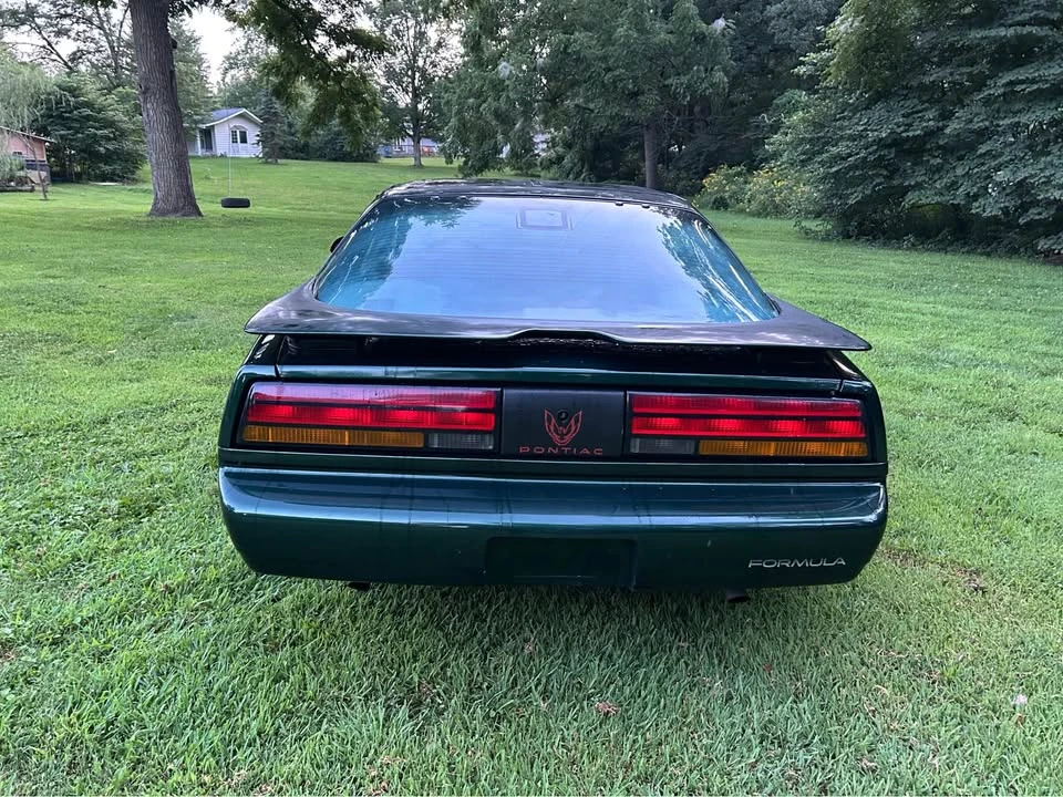 1991 Pontiac Firebird Formula 3rd Gen - Image 3 of 20