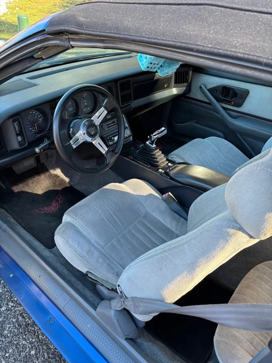 1991 Pontiac Firebird Formula 3rd Gen - Image 9 of 10