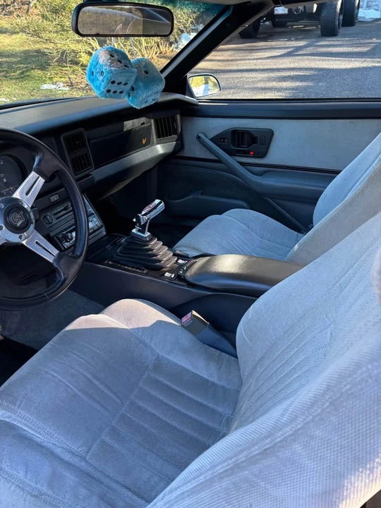 1991 Pontiac Firebird Formula 3rd Gen - Image 8 of 10