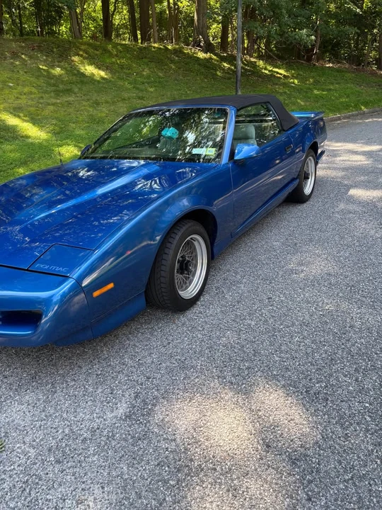 1991 Pontiac Firebird Formula 3rd Gen - Image 3 of 9